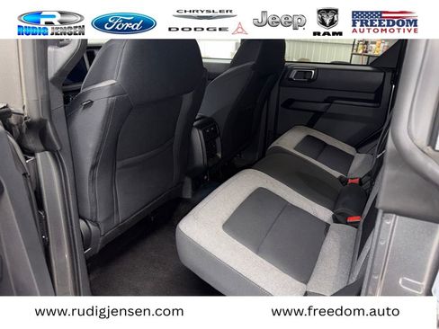 Used 2025 Ford Bronco Big Bend image 12