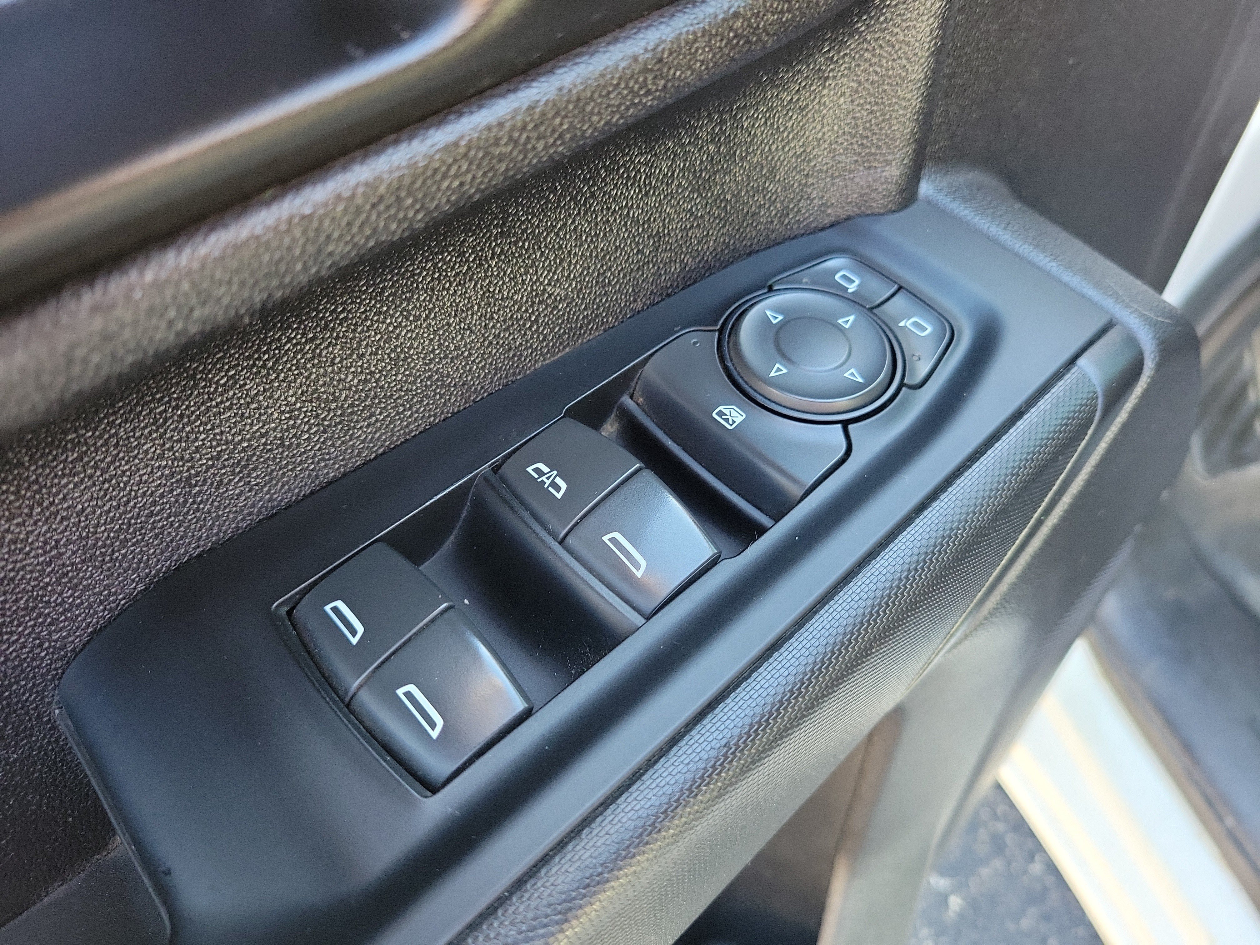 Used 2023 Chevrolet Silverado 2500 Custom w/ Custom Convenience Package AWD/4WD image 21