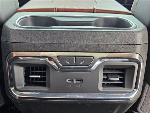 Used 2025 GMC Sierra 1500 Denali Ultimate AWD/4WD image 18