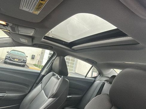 Used 2020 Acura TLX image 29