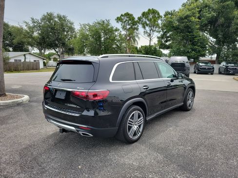 Used 2025 Mercedes-Benz GLS 450 4MATIC image 6