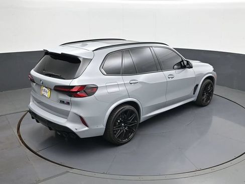Used 2025 BMW X5 M Competition w/ Executive Package AWD/4WD image 17