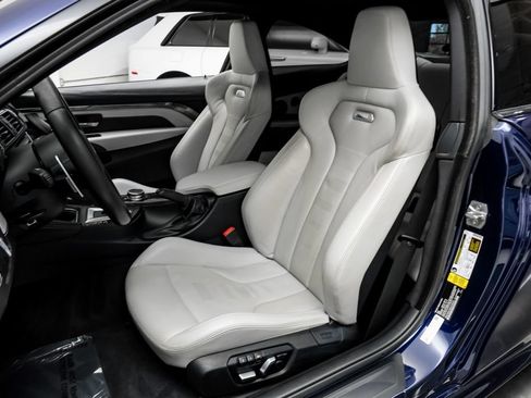 Used 2016 BMW M4 Coupe RWD image 32
