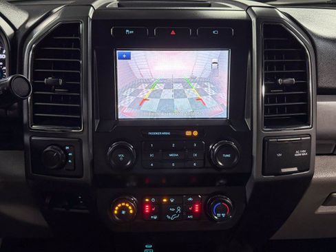 Used 2021 Ford F250 XLT w/ XLT Premium Package image 26