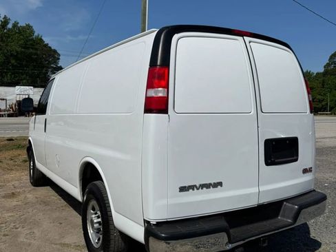 Used 2021 GMC Savana 2500 w/ Driver Convenience Package RWD image 7