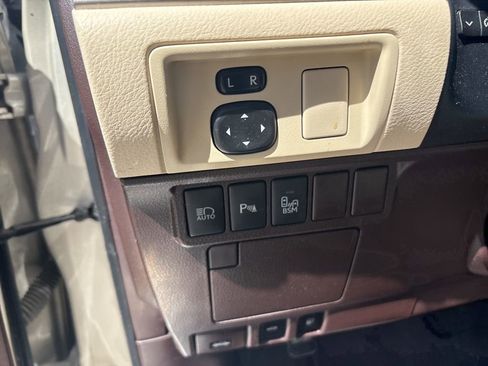 Used 2018 Lexus ES 350 w/ Premier Package FWD image 13