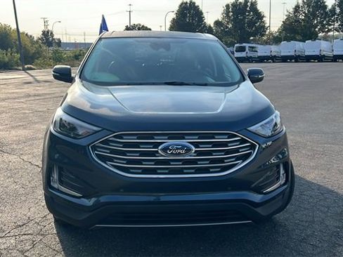 Certified 2024 Ford Edge Titanium image 29