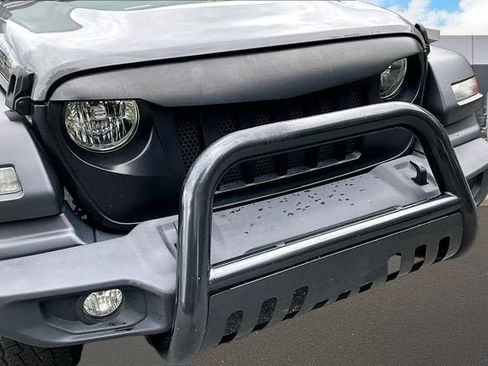 Used 2019 Jeep Wrangler Unlimited Sport S AWD/4WD image 28
