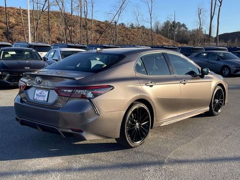 Used 2024 Toyota Camry XSE image 29