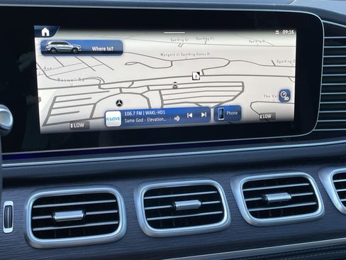 New 2026 Mercedes-Benz GLS 580 4MATIC image 30