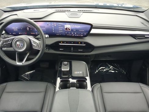 Used 2025 Buick Enclave Preferred image 15