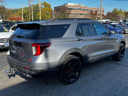 Used 2024 Ford Explorer ST w/ Equipment Group 401A image 11
