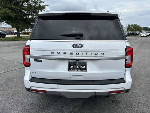 Used 2022 Ford Expedition XLT RWD image 6