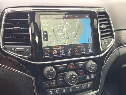 Certified 2020 Jeep Grand Cherokee Summit AWD/4WD image 31