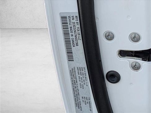 Used 2022 Dodge Challenger GT image 24