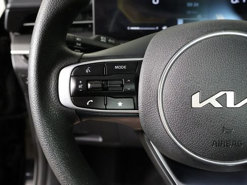 Used 2025 Kia K5 LXS FWD image 36