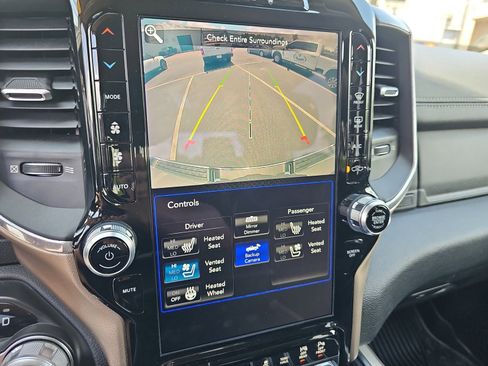 Used 2020 RAM 1500 Laramie AWD/4WD image 24