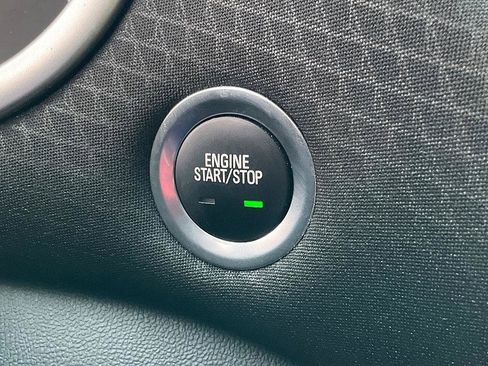 Used 2024 Chevrolet Malibu LT image 24