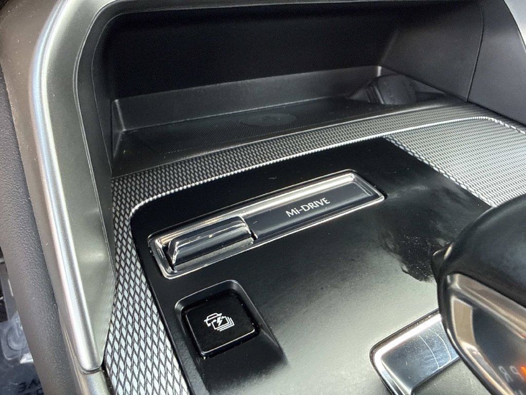 Certified 2025 MAZDA CX-90 Plug-In Hybrid w/ Premium Plus AWD/4WD image 34