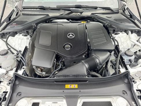Used 2024 Mercedes-Benz E 350 4MATIC Sedan image 19