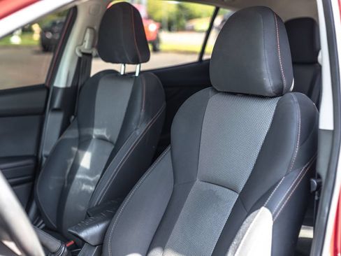 Used 2019 Subaru Crosstrek 2.0i Premium AWD/4WD image 10