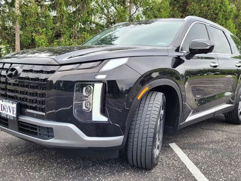 Used 2024 Hyundai Palisade Limited FWD image 2