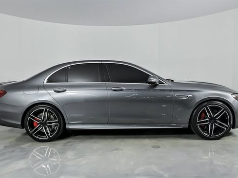 Used 2019 Mercedes-Benz E 63 AMG S image 13