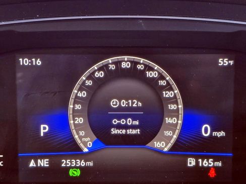 Certified 2022 Volkswagen Tiguan SE image 13