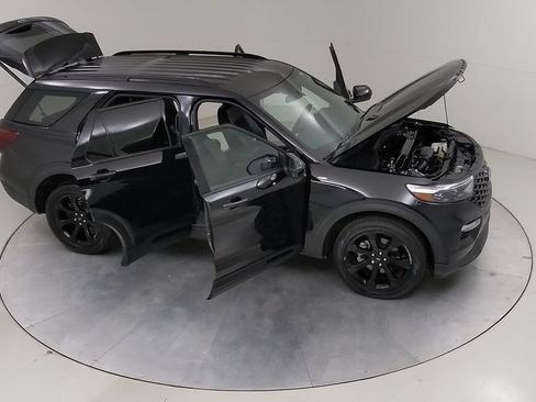 Certified 2023 Ford Explorer ST-Line AWD/4WD image 50