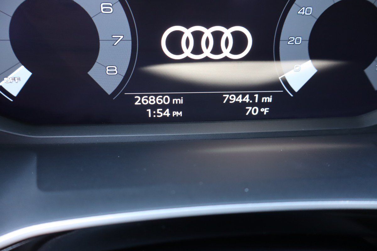Used 2024 Audi Q3 2.0T Premium Plus AWD/4WD image 11