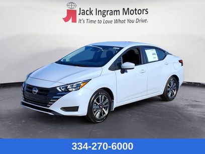 New 2025 Nissan Versa SV w/ Trunk Package