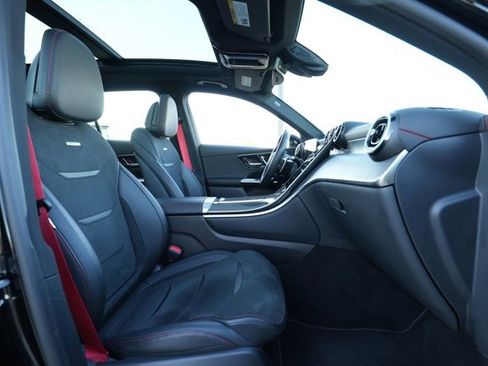 Certified 2025 Mercedes-Benz GLC 43 AMG 4MATIC image 41