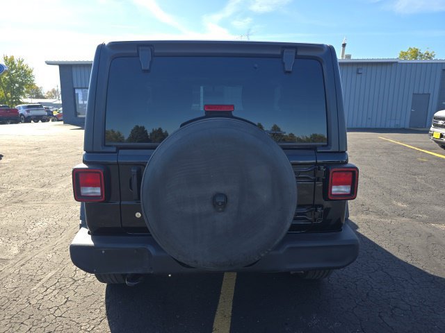 Used 2020 Jeep Wrangler Sport AWD/4WD image 6