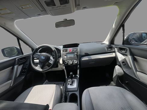 Used 2014 Subaru Forester 2.5i AWD/4WD image 9