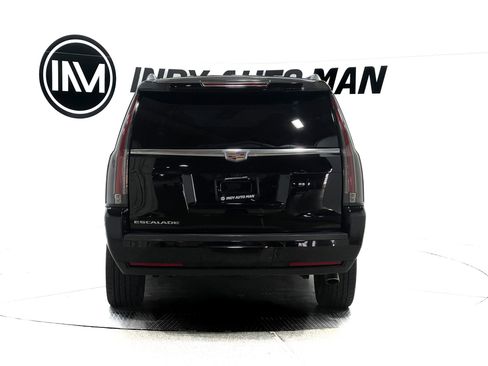 Used 2019 Cadillac Escalade ESV Luxury image 4