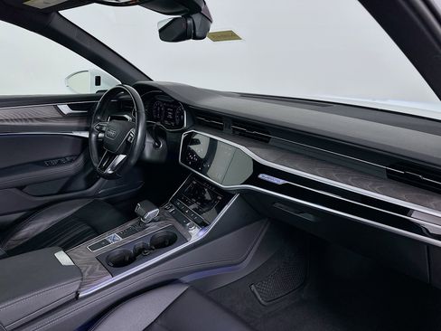 Used 2024 Audi A6 Premium Plus image 38