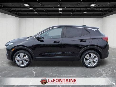 Used 2025 Buick Encore GX Preferred AWD/4WD image 2