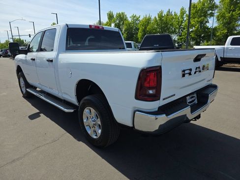 Used 2026 RAM 2500 Big Horn AWD/4WD image 3