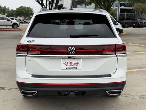 Used 2024 Volkswagen Atlas SE FWD image 6