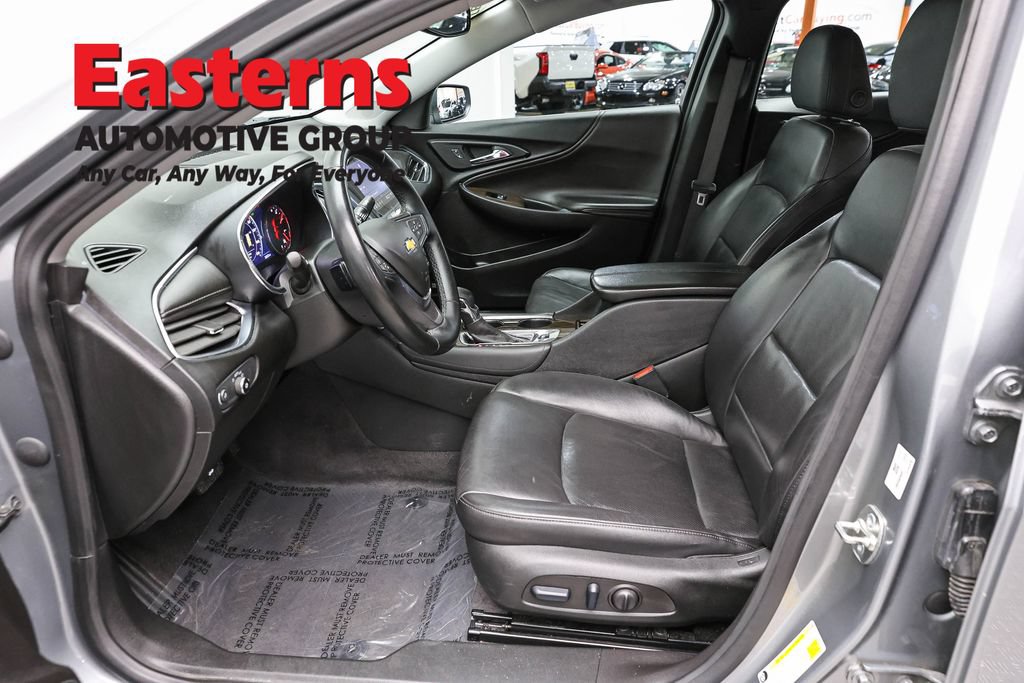 Used 2024 Chevrolet Malibu LT FWD image 16