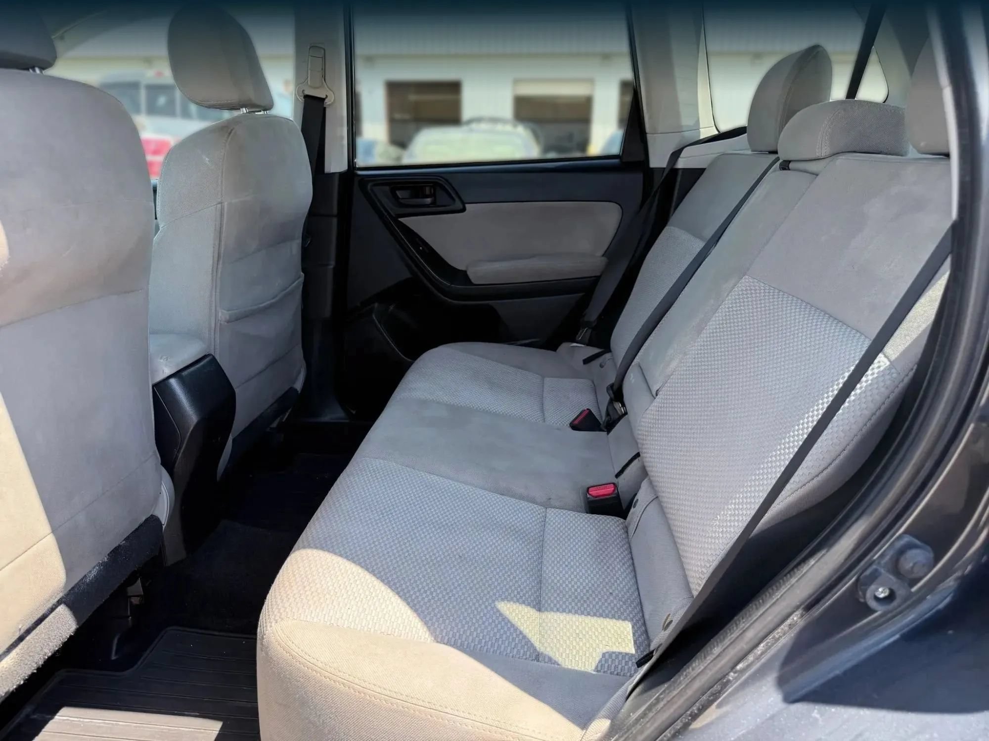 Used 2015 Subaru Forester 2.5i Premium w/ All-Weather Package AWD/4WD image 21