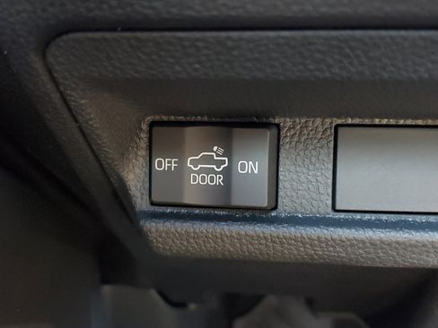 New 2025 Toyota Tacoma TRD Off-Road image 36