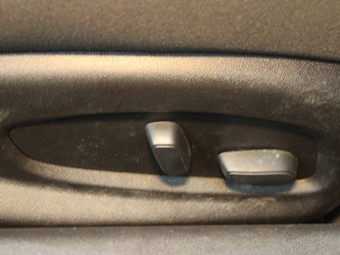 Used 2018 Chevrolet Camaro LT image 9