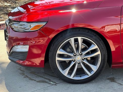 Used 2025 Chevrolet Malibu LT FWD image 26