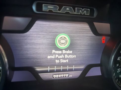 Used 2020 RAM 1500 Laramie image 18