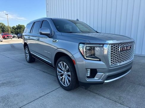 Used 2024 GMC Yukon Denali AWD/4WD image 7