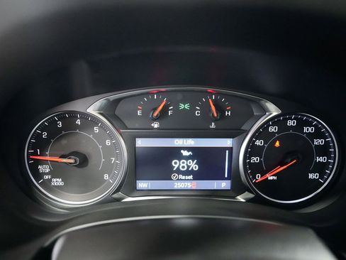 Used 2023 GMC Terrain SLT w/ Tech Package AWD/4WD image 17