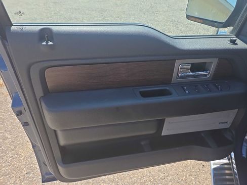 Used 2014 Ford F150 Lariat w/ Equipment Group 502A Luxury image 8