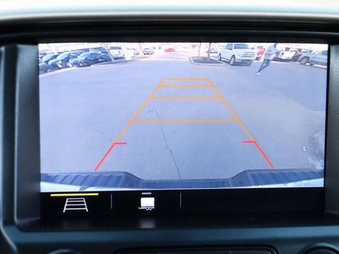 Used 2020 GMC Canyon Denali image 16