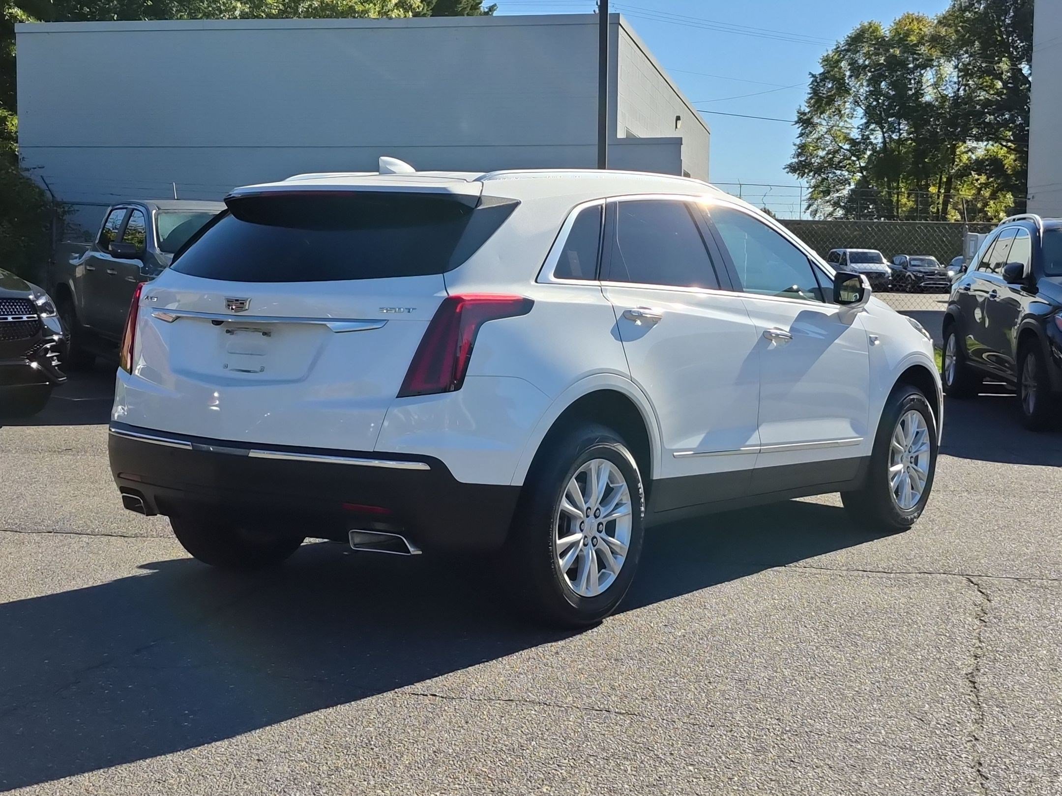 Used 2023 Cadillac XT5 Luxury FWD image 3